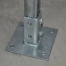 nVent Caddy voetplaat voor strut type a 150x150x100mm Bevestigingsvoet C-profiel staal 313822