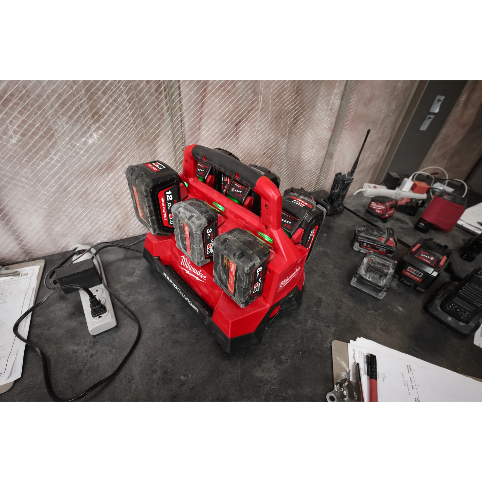 Acculader MILWAUKEE