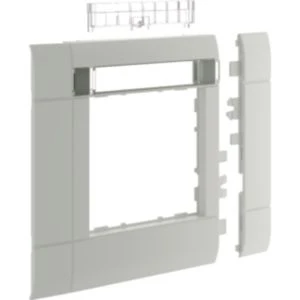Plastron pour goulotte d'installation Hager