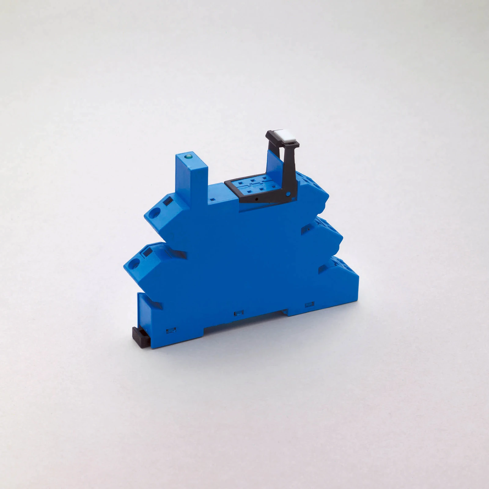 Socle pour relais Finder 93