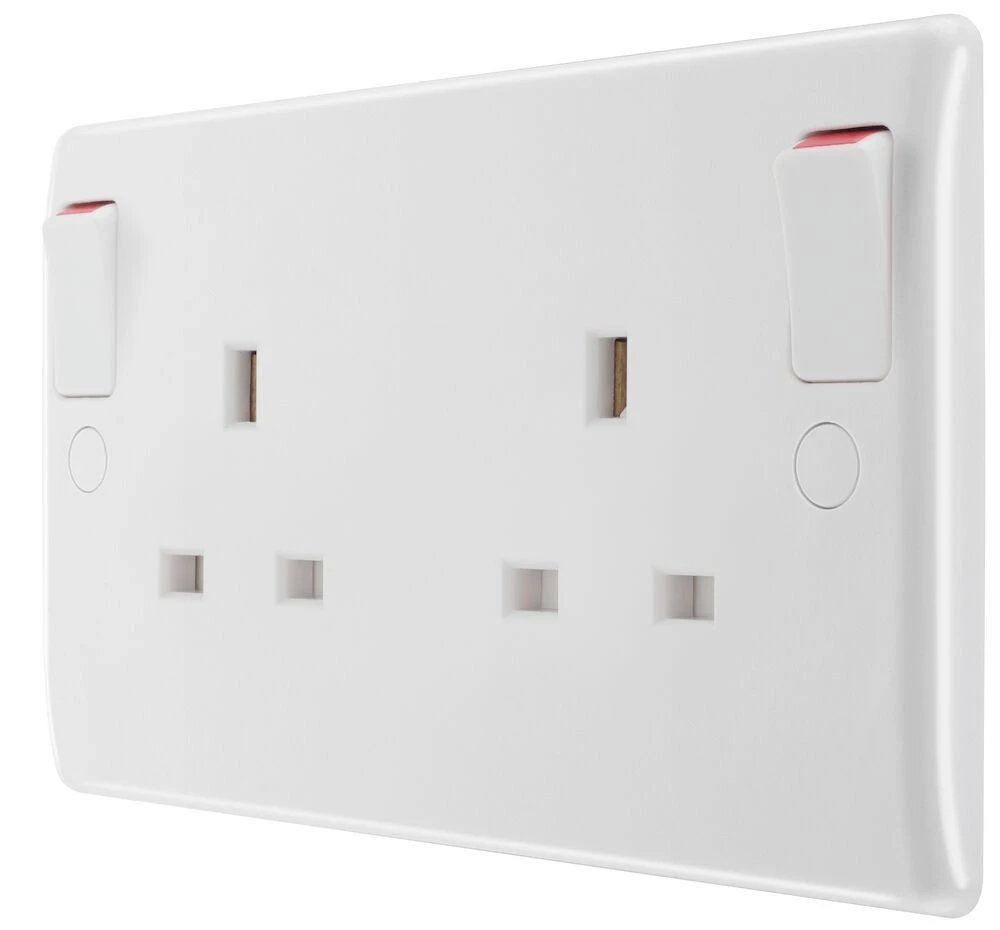 BG Nexus Series White Moulded 13A Double Switched Socket Double Pole, Outboard Rockers