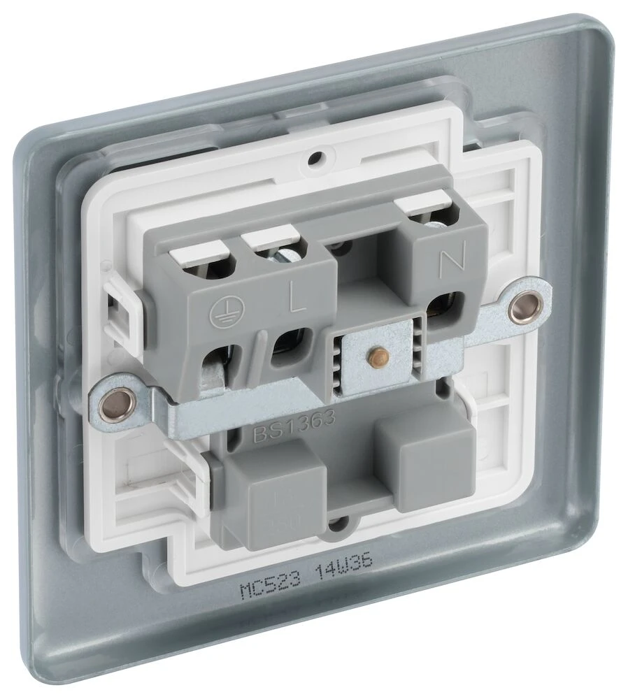 BG Metal Clad 13A Single Unswitched Socket