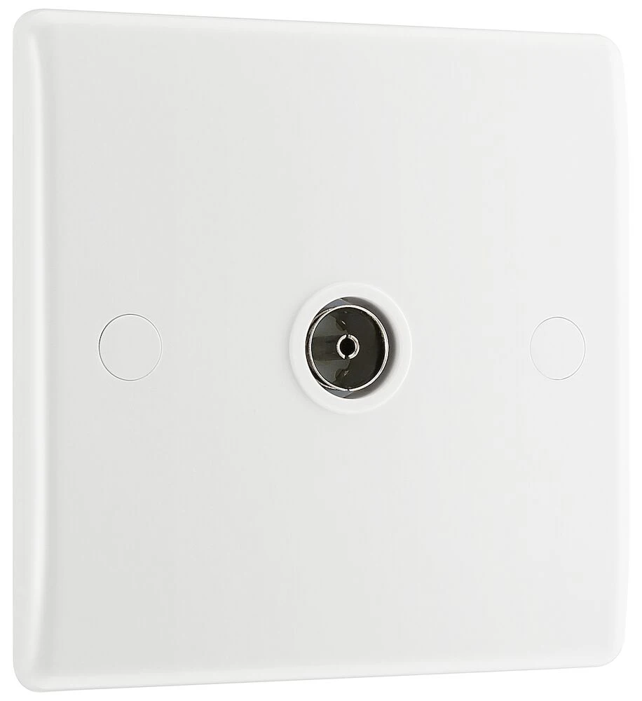 BG Nexus Series White Moulded Single Co-Ax Aerial Socket for TV or FM