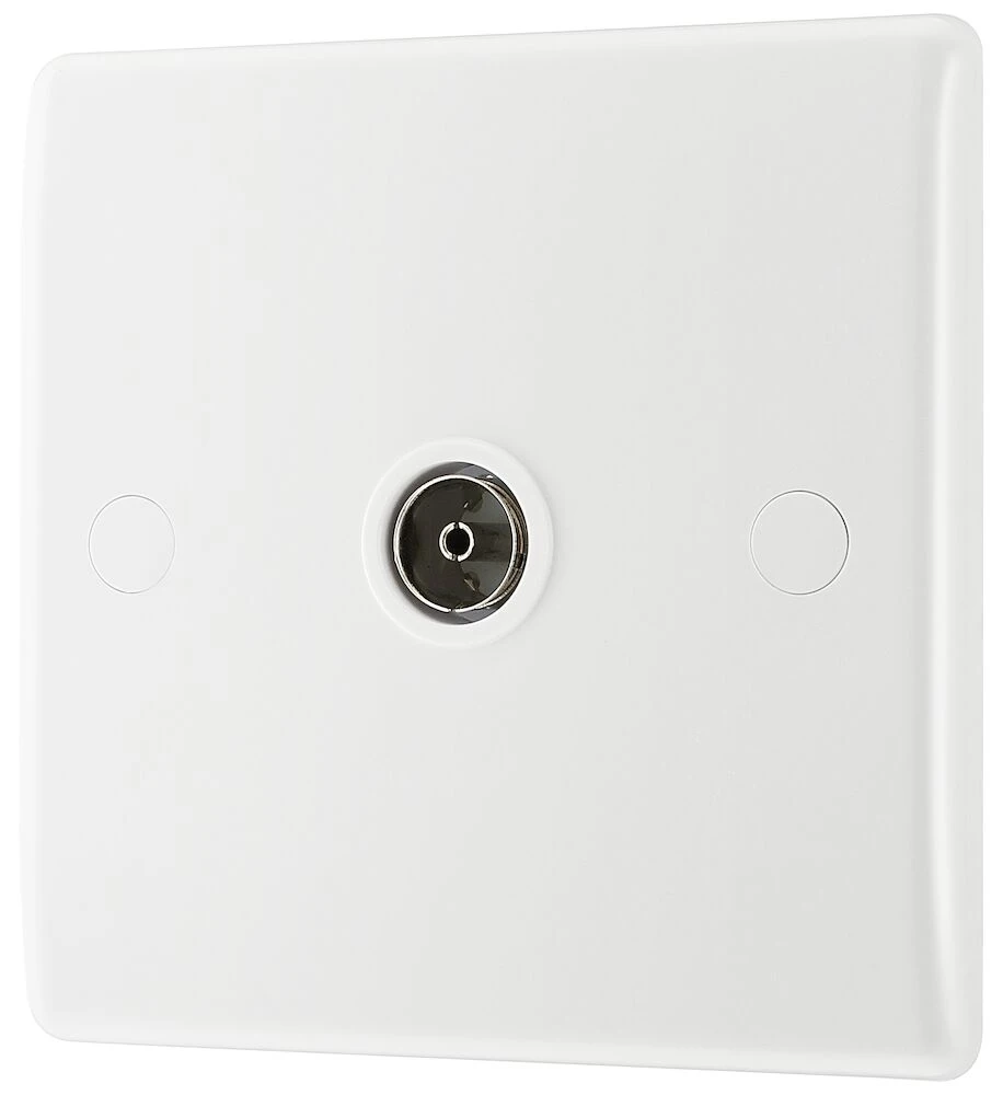BG Nexus Series White Moulded Single Co-Ax Aerial Socket for TV or FM