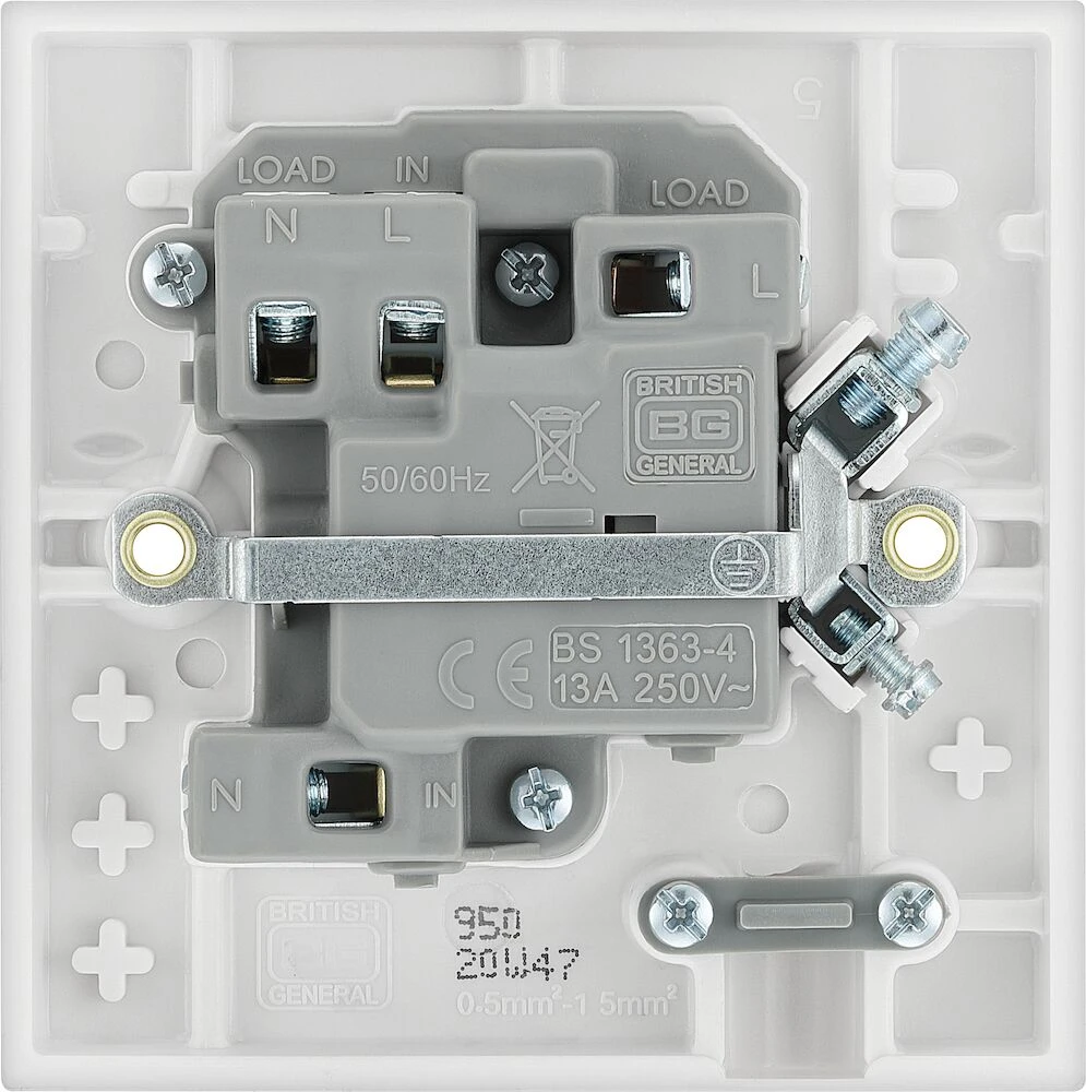 BG White Moulded Square Edge 13A Switched Fused Connection Unit