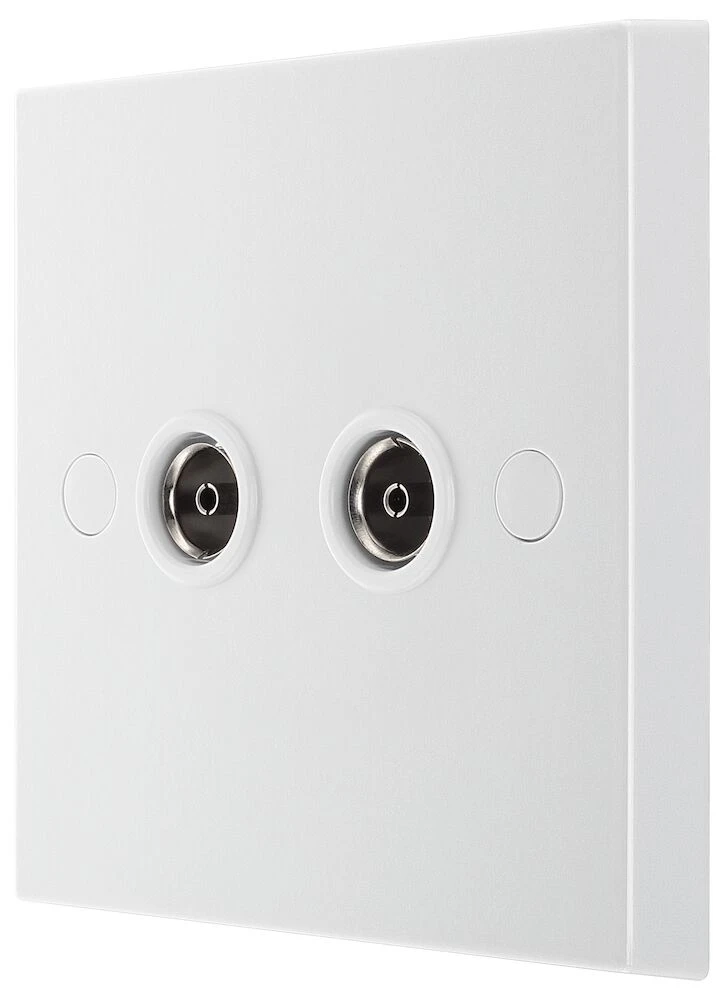 BG White Moulded Square Edge Double Co-Ax Aerial Socket for TV or FM