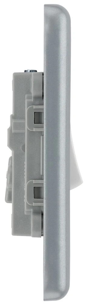 BG Metal Clad 20A 16AX Intermediate Switch