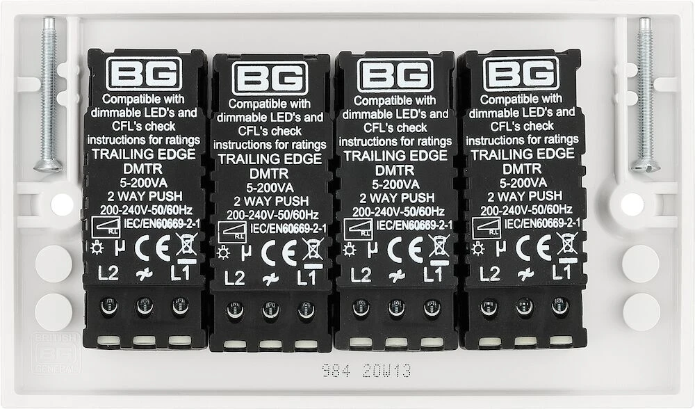 BG White Moulded Square Edge Quadruple Dimmer Switch 2 Way, Trailing Edge 200W