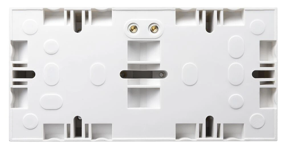 BG White Moulded Square Edge Dual Surface Box 37mm