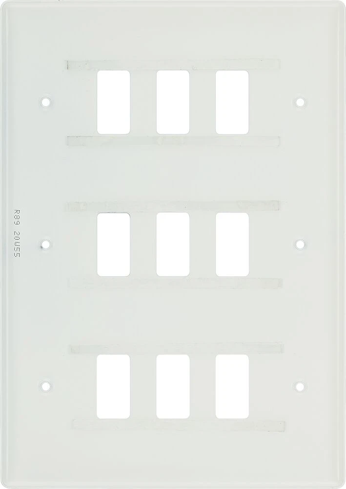 BG Grid Nexus Series White Moulded Front Plate 9 Module