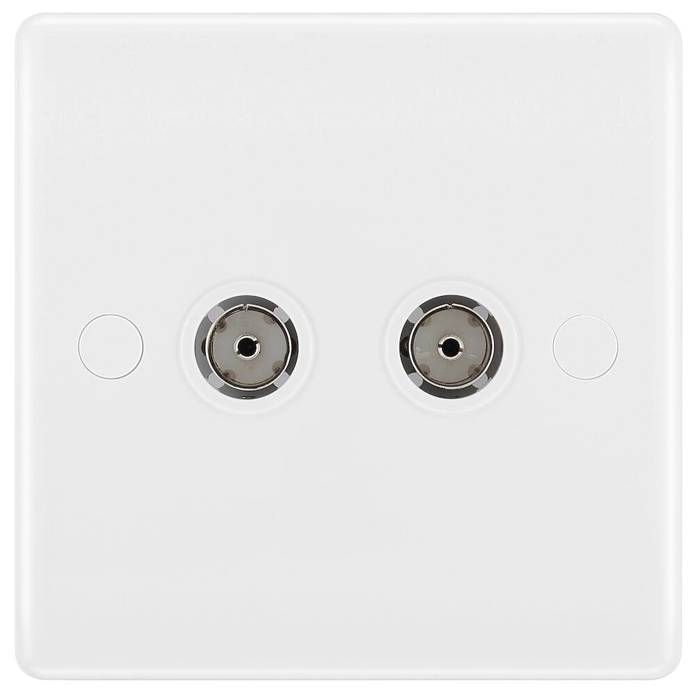 BG Nexus Series White Moulded Double Co-Ax Aerial Socket for TV or FM