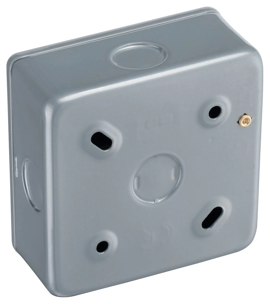 BG Metal Clad 2A Single Round Pin Unswitched Socket