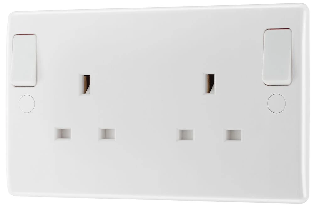 BG Nexus Series White Moulded 13A Double Switched Socket Double Pole, Outboard Rockers