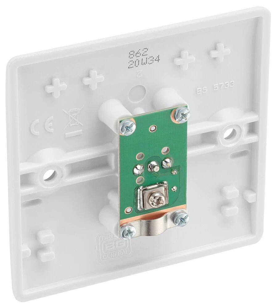 BG Nexus Series White Moulded Single Isolated Co-Ax Aerial Socket for TV or FM