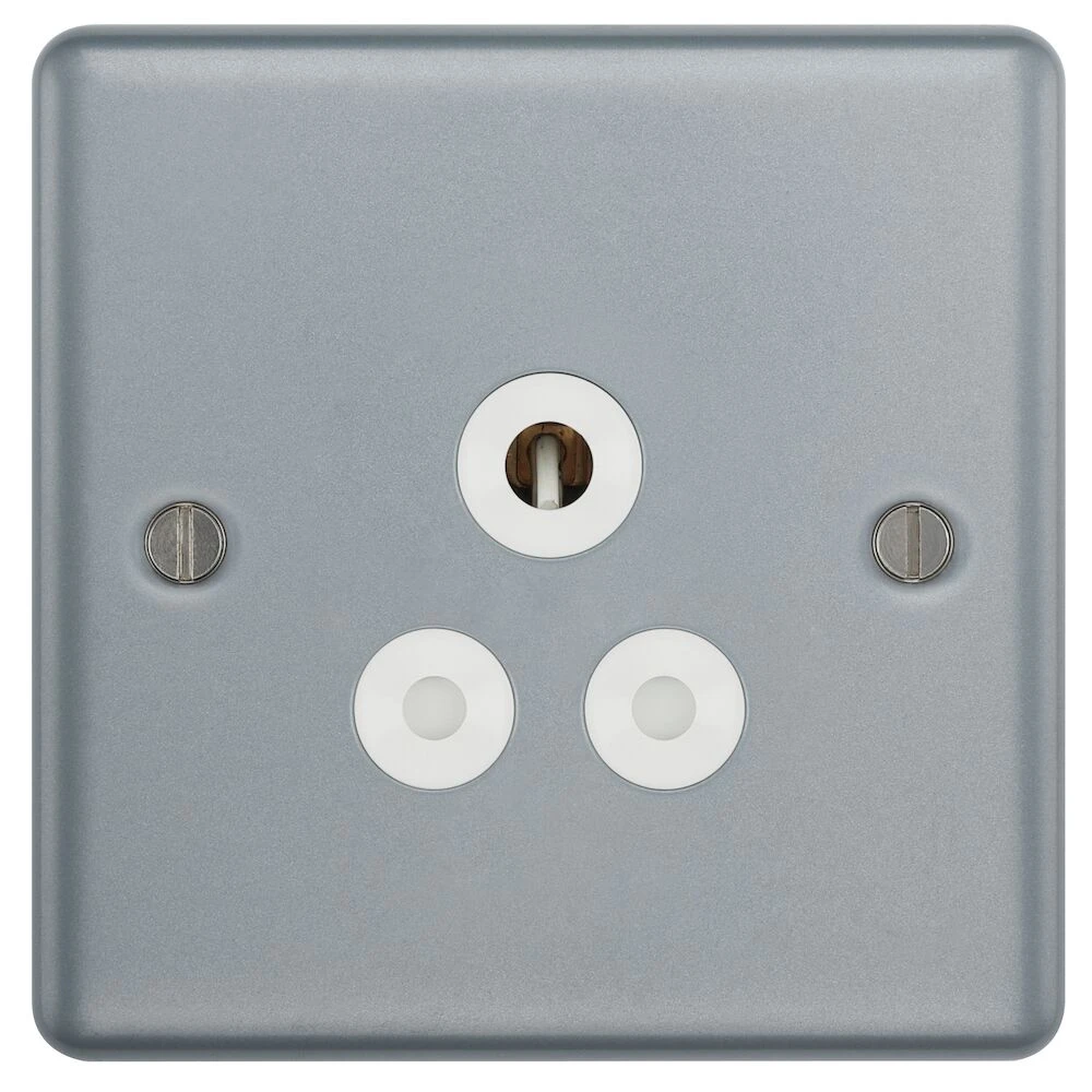 BG Metal Clad 5A Single Round Pin Unswitched Socket