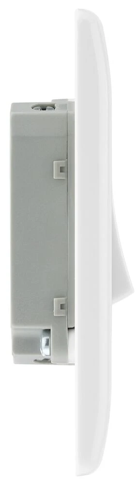 BG Nexus Series White Moulded 20A 16AX Quadruple Switch 2 Way