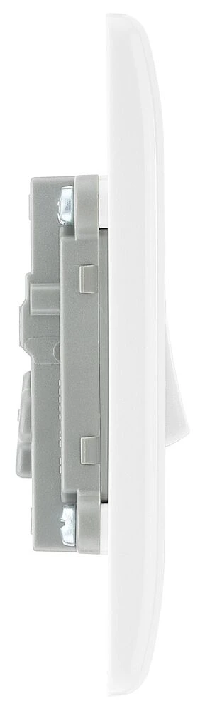 BG Nexus Series White Moulded 20A 16AX Intermediate Switch