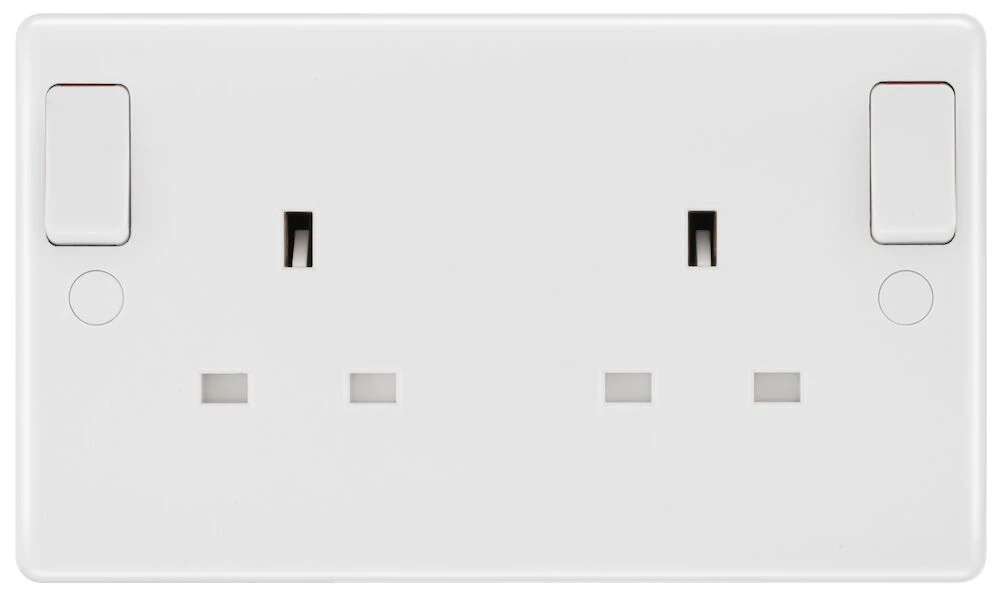 BG Nexus Series White Moulded 13A Double Switched Socket Double Pole, Outboard Rockers