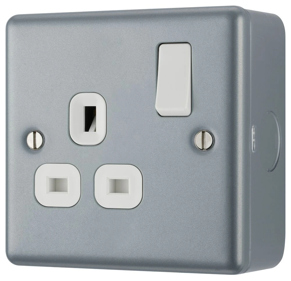 BG Metal Clad 13A Single Switched Socket