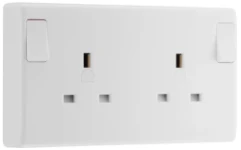 BG Nexus Series White Moulded Single to Double Converter Socket