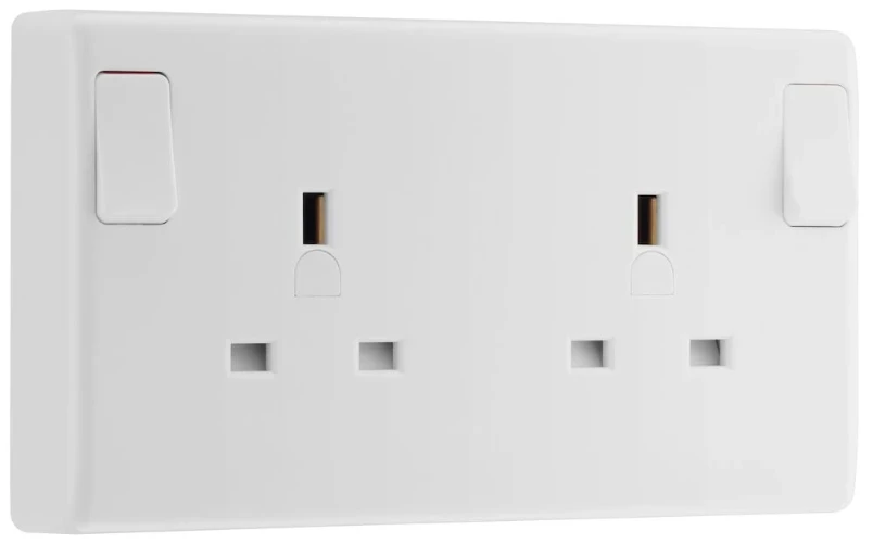 BG Nexus Series White Moulded Single to Double Converter Socket