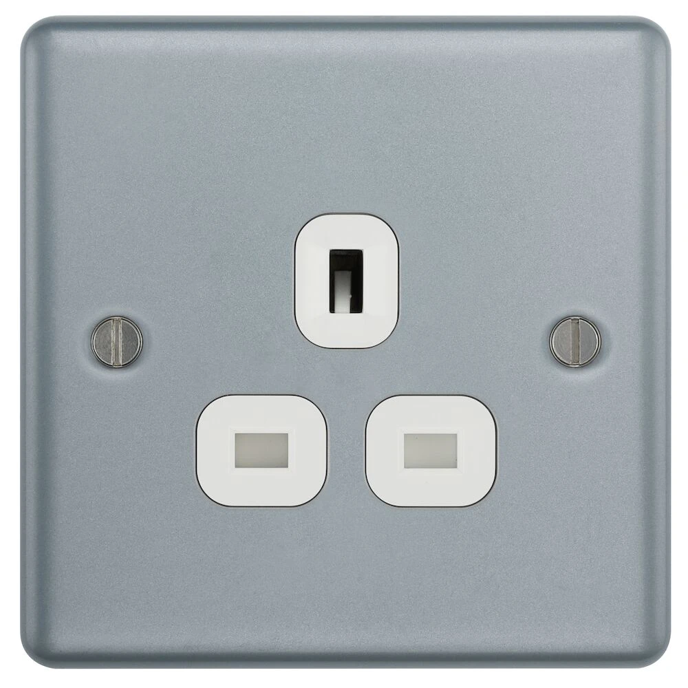 BG Metal Clad 13A Single Unswitched Socket