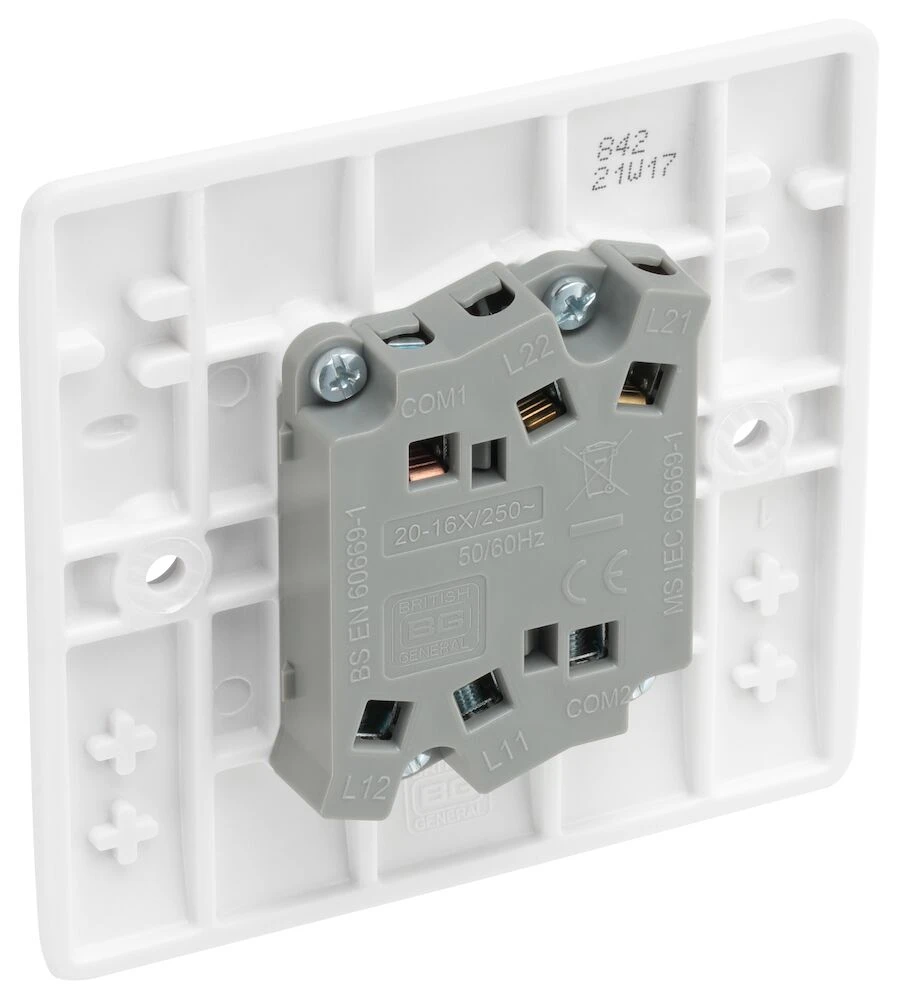BG Nexus Series White Moulded 20A 16AX Double Switch 2 Way