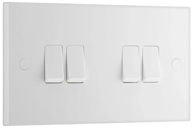 BG White Moulded Square Edge 20A 16AX Quadruple Switch 2 Way