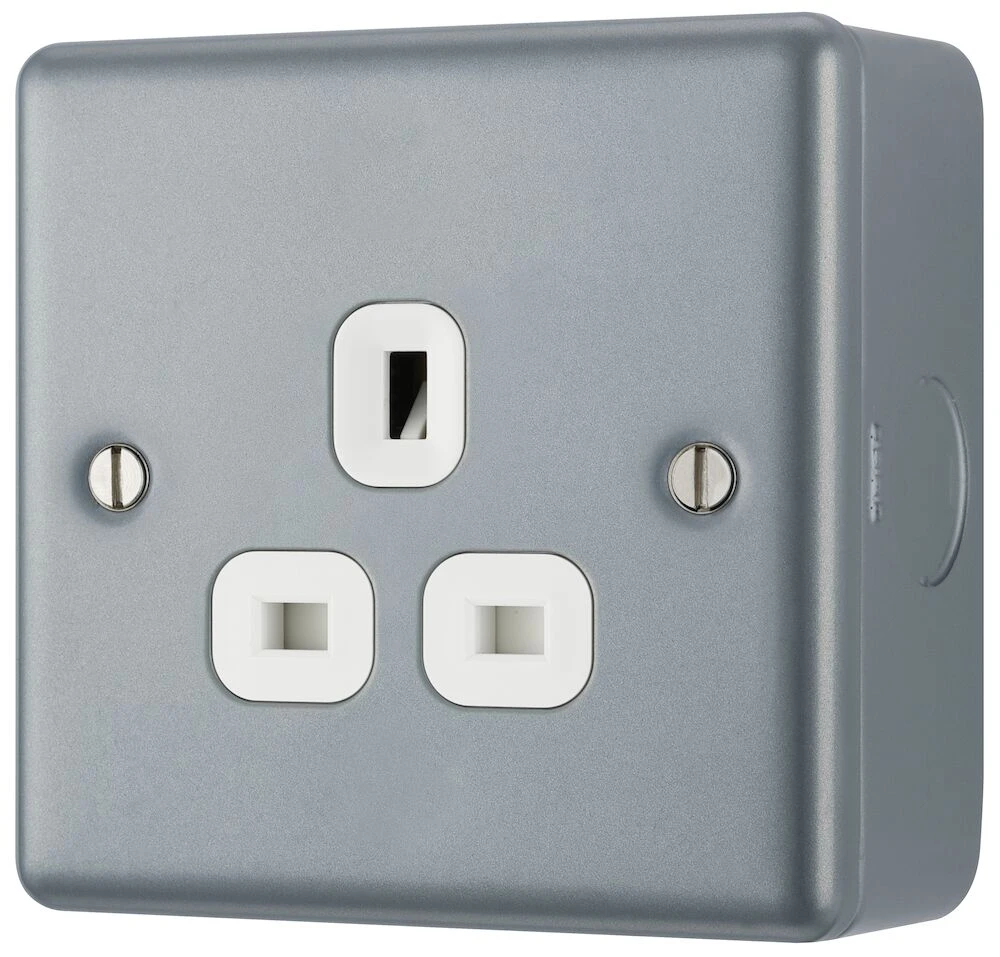 BG Metal Clad 13A Single Unswitched Socket