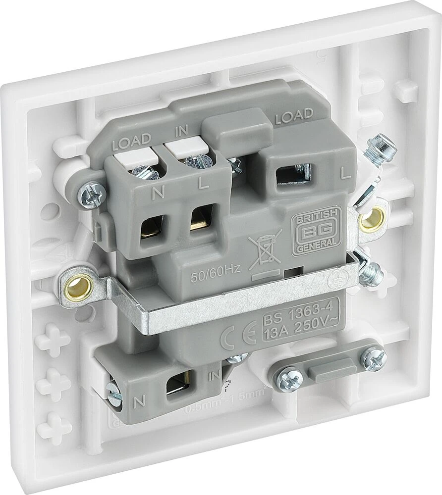 BG White Moulded Square Edge 13A Switched Fused Connection Unit