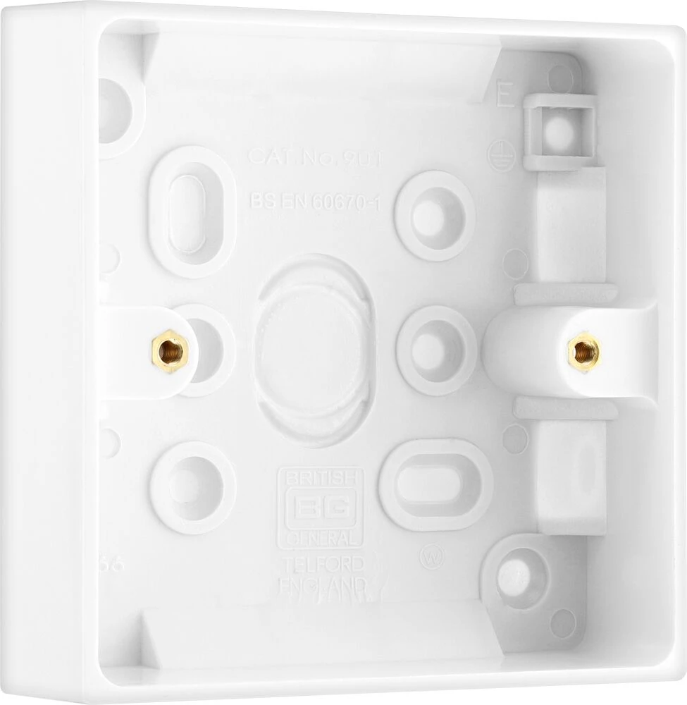 BG White Moulded Square Edge Single Surface Box 32mm