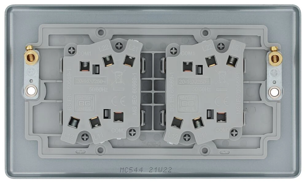 BG Metal Clad 20A 16AX Quadruple Switch, 2 Way
