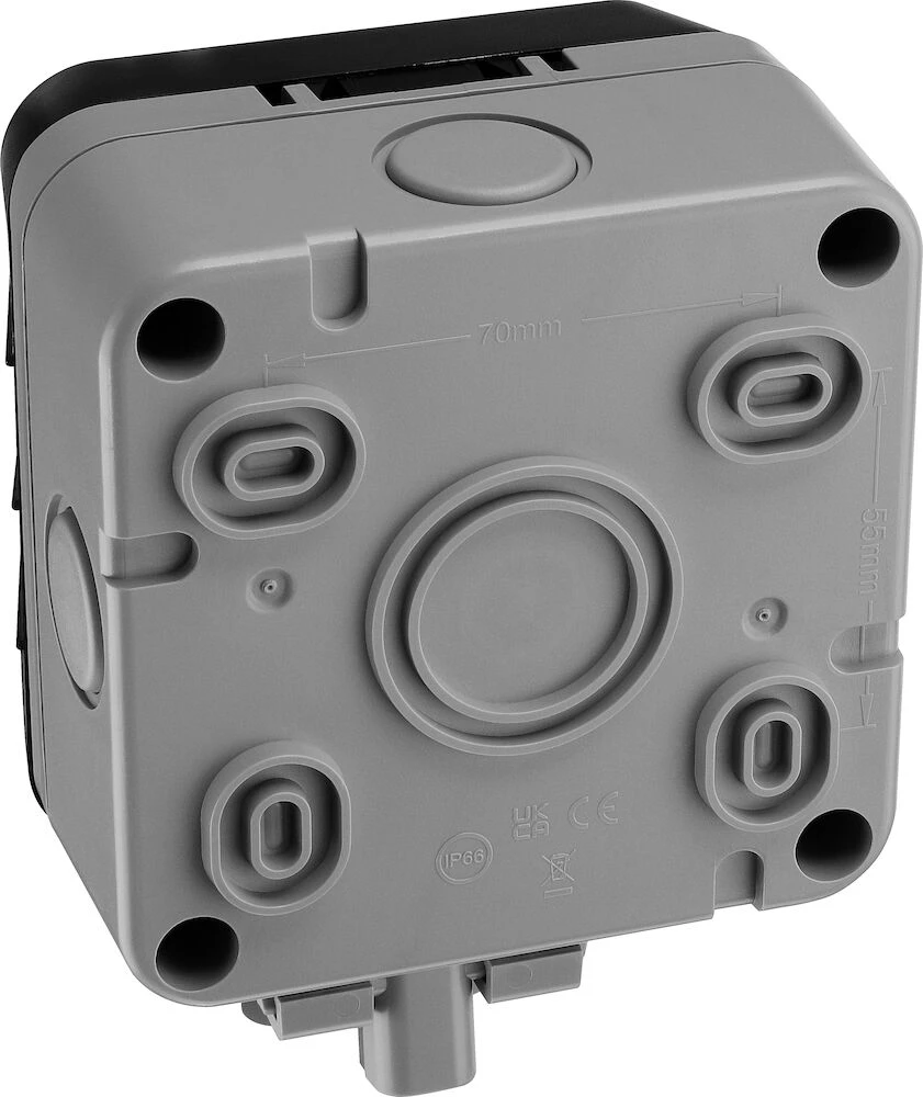 BG Nexus Storm, 13A Single Unswitched Socket, IP66