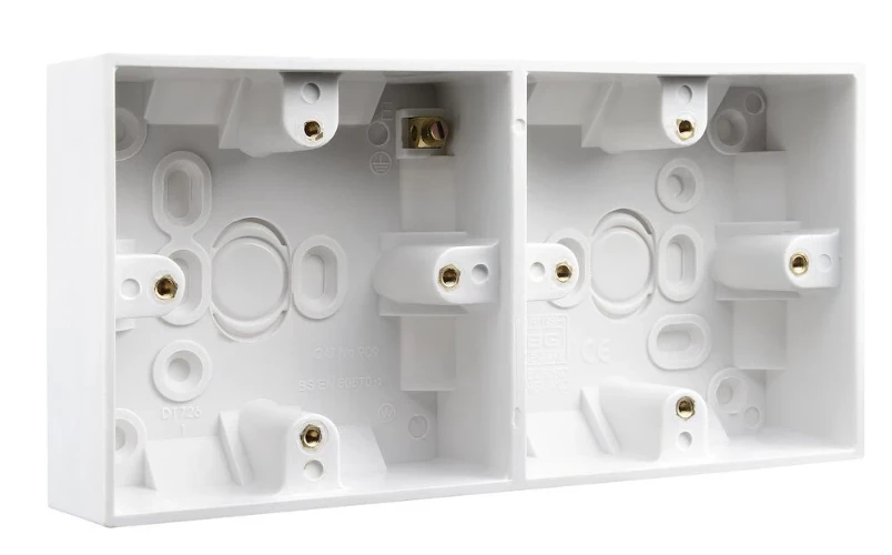 BG White Moulded Square Edge Dual Surface Box 37mm