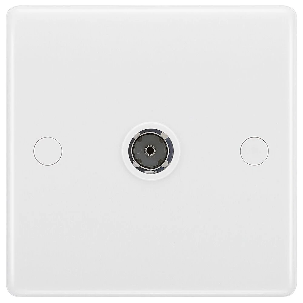 BG Nexus Series White Moulded Single Co-Ax Aerial Socket for TV or FM