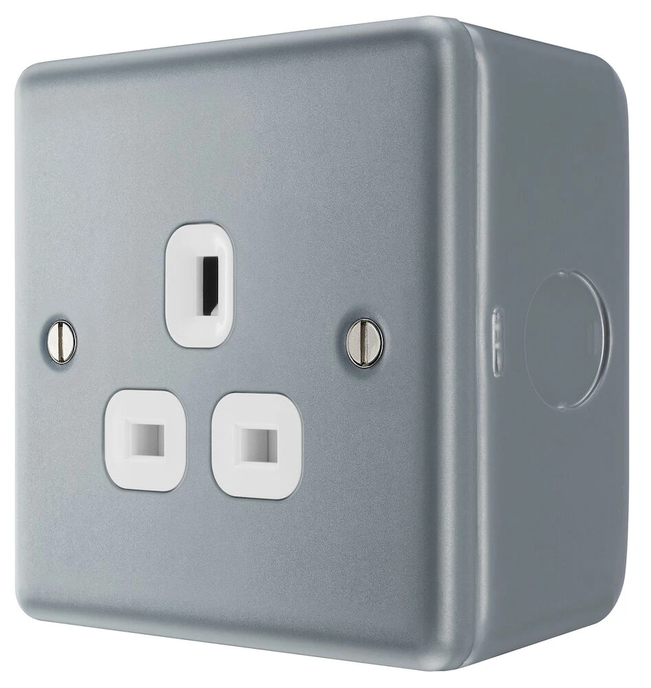 BG Metal Clad 13A Single Unswitched Socket