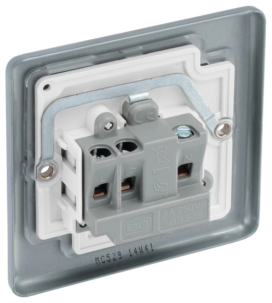 BG Metal Clad 5A Single Round Pin Unswitched Socket