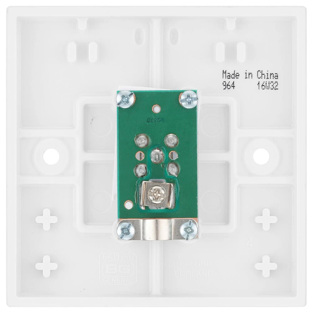 BG White Moulded Square Edge Single Satellite Socket