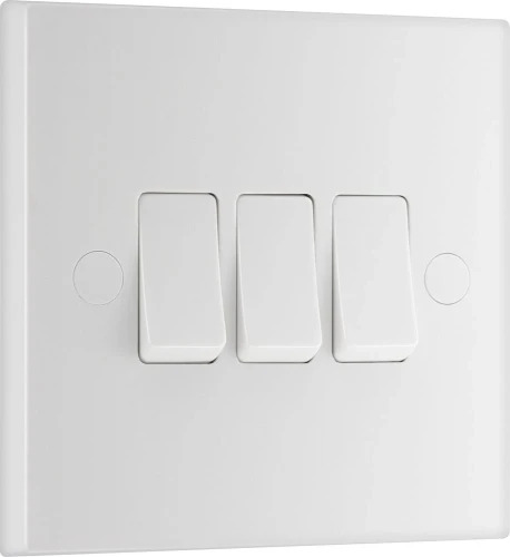 BG White Moulded Square Edge 20A 16AX Triple Switch 2 Way