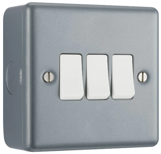 BG Metal Clad 20A 16AX Triple Switch, 2 Way