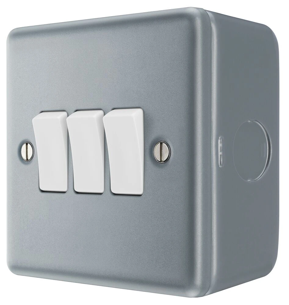 BG Metal Clad 20A 16AX Triple Switch, 2 Way