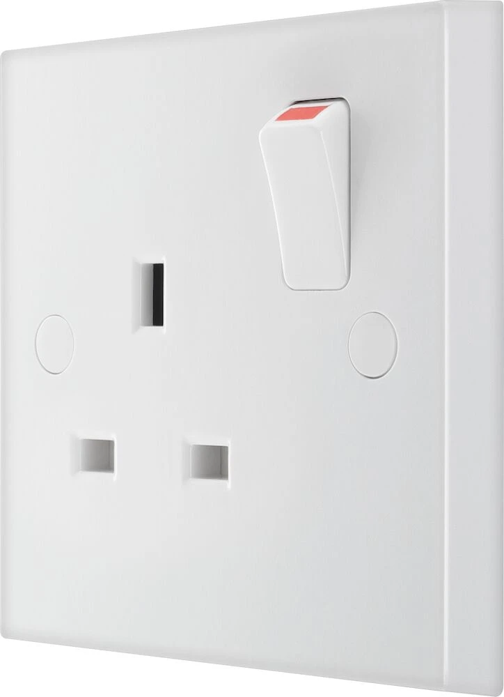 BG White Moulded Square Edge 13A Single Switched Socket
