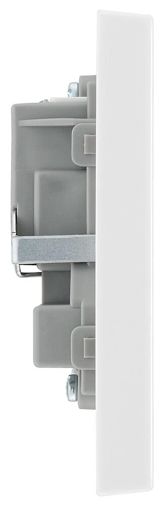 BG White Moulded Square Edge 13A Double Unswitched Socket