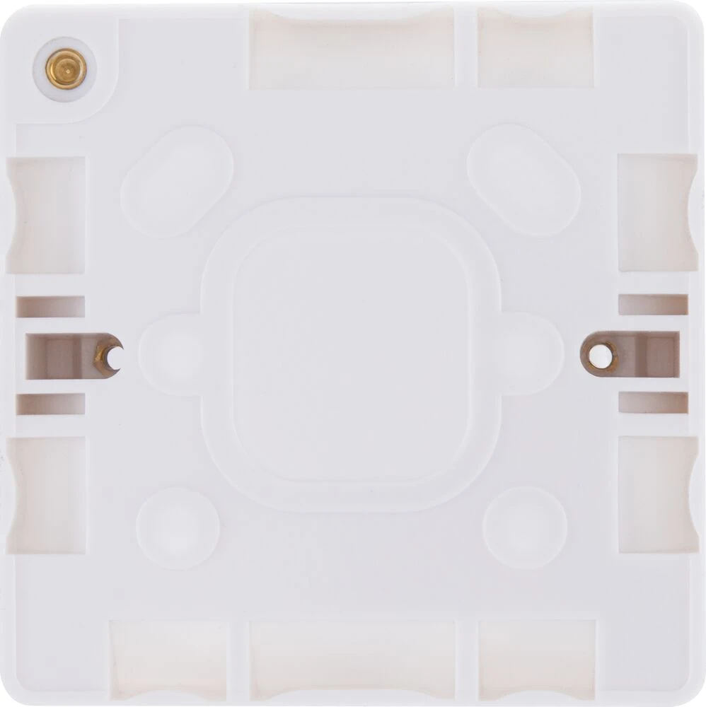 BG Nexus Series White Moulded Single Surface Box 32mm