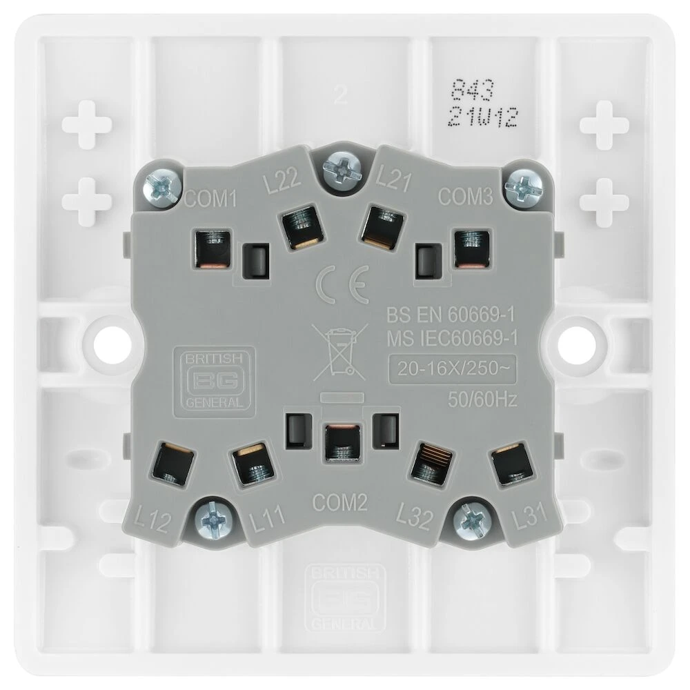 BG Nexus Series White Moulded 20A 16AX Triple Switch 2 Way