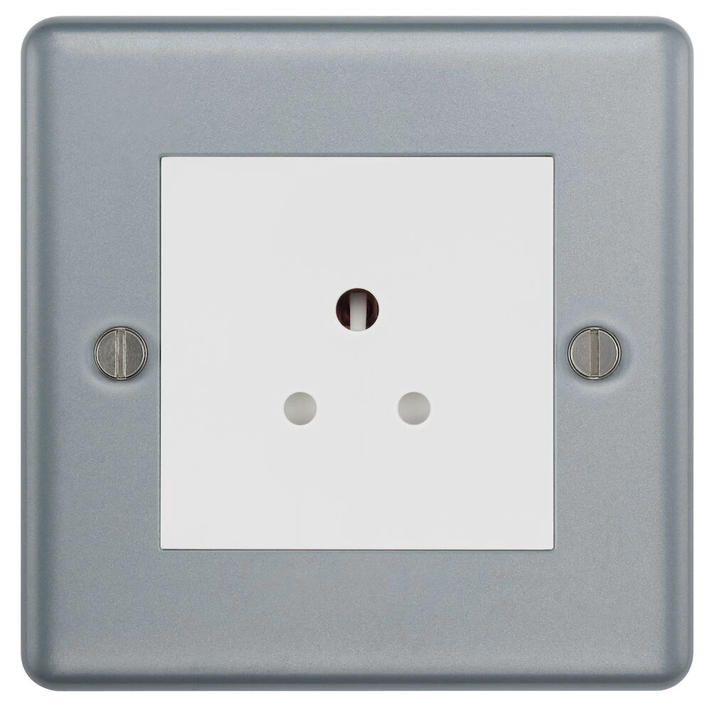 BG Metal Clad 2A Single Round Pin Unswitched Socket
