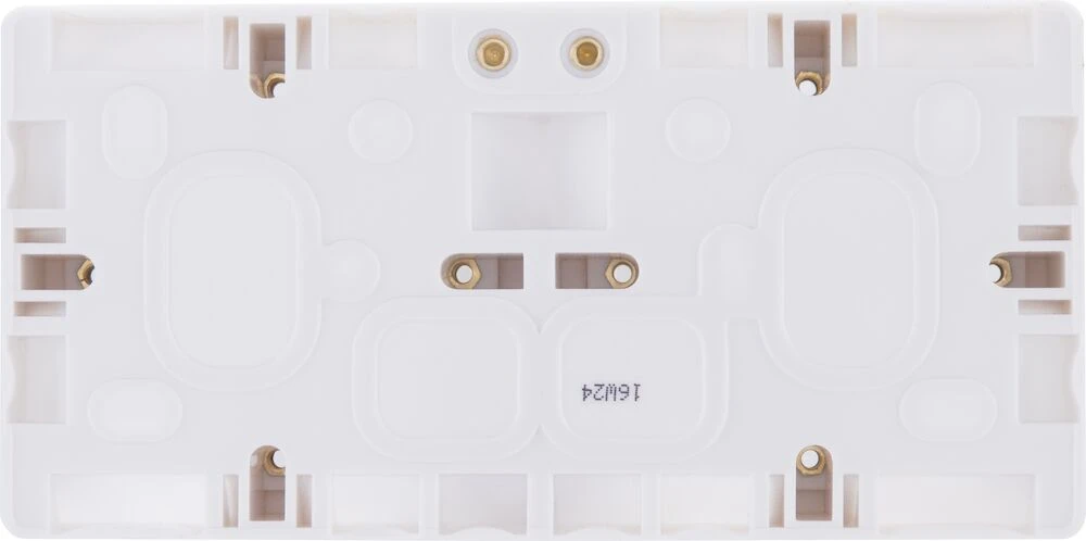 BG Nexus Series White Moulded Dual Surface Box 37mm