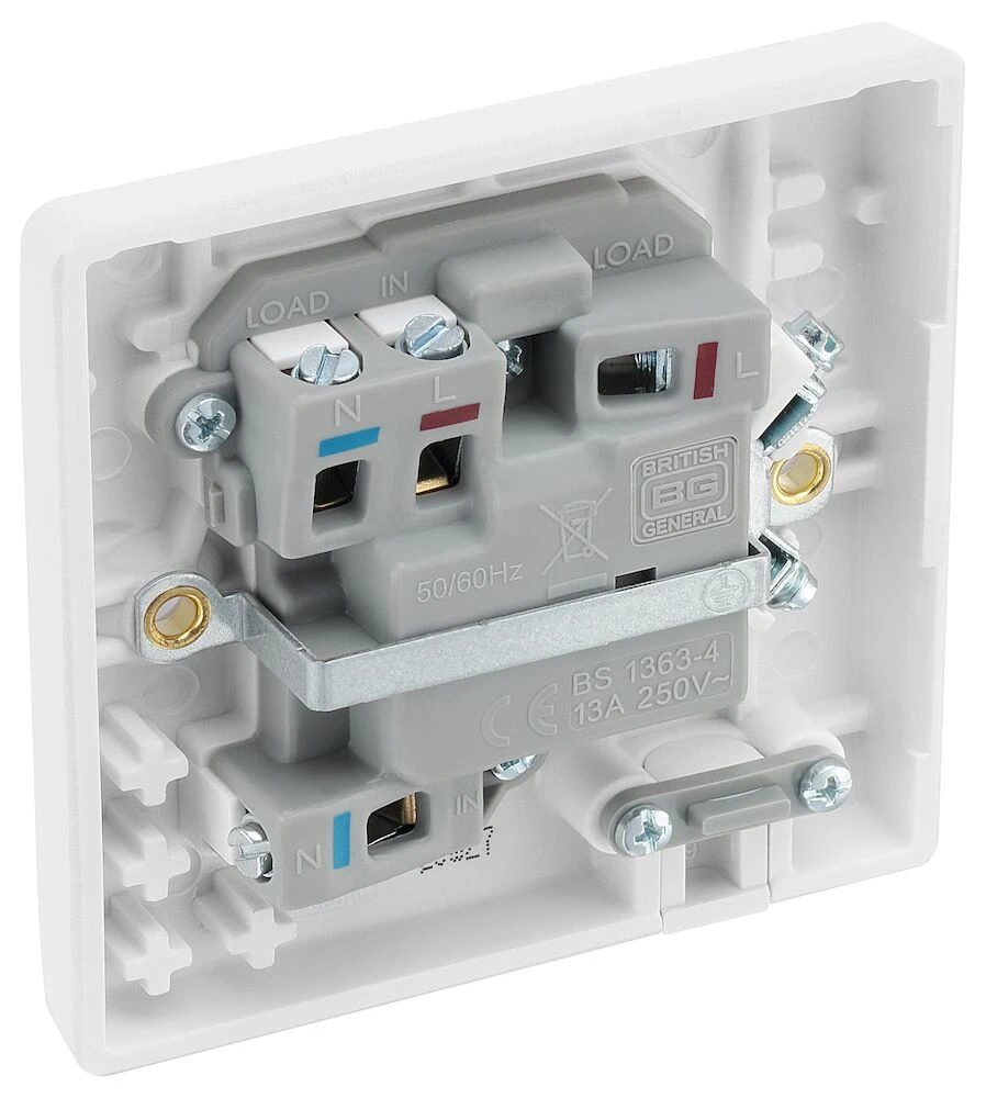 BG Nexus Series White Moulded 13A Switched Fused Connection Unit with Flex Outlet