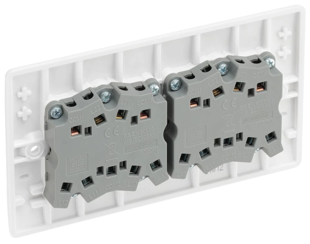 BG Nexus Series White Moulded 20A 16AX 6 Gang Switch 2 Way