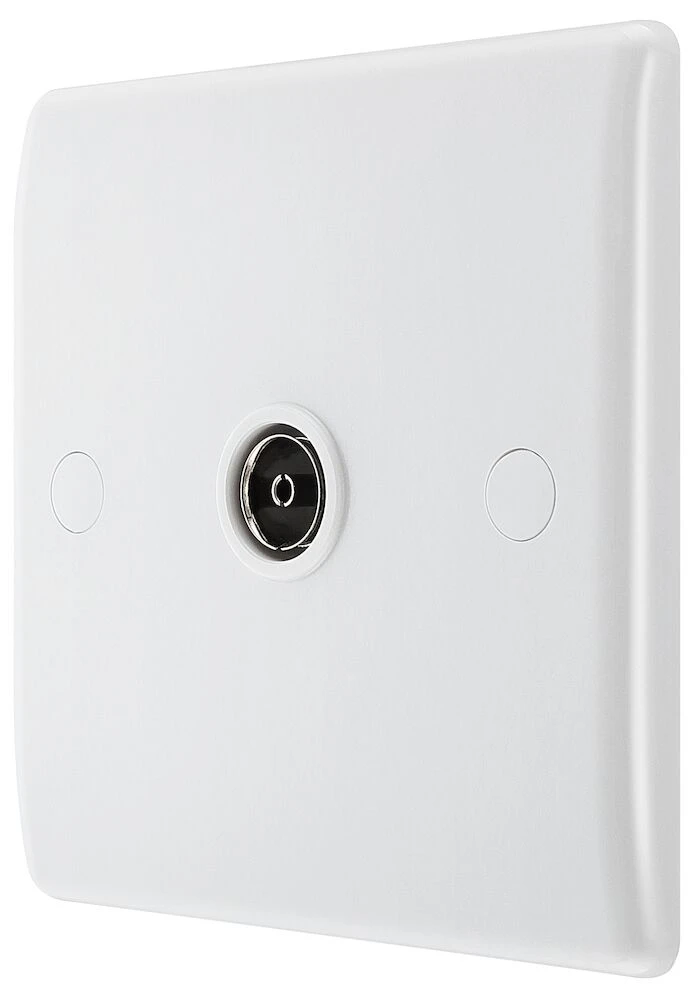 BG Nexus Series White Moulded Single Co-Ax Aerial Socket for TV or FM